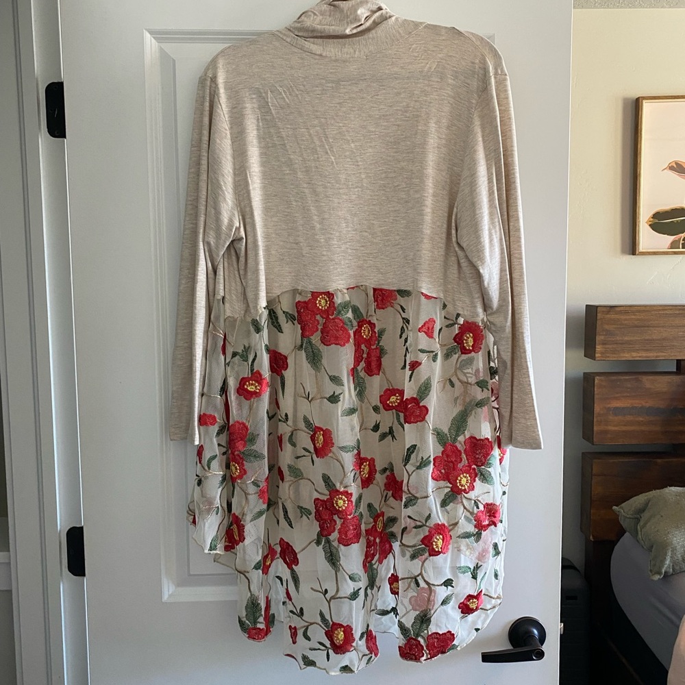 Cha Cha Vente Embroidered Cardigan